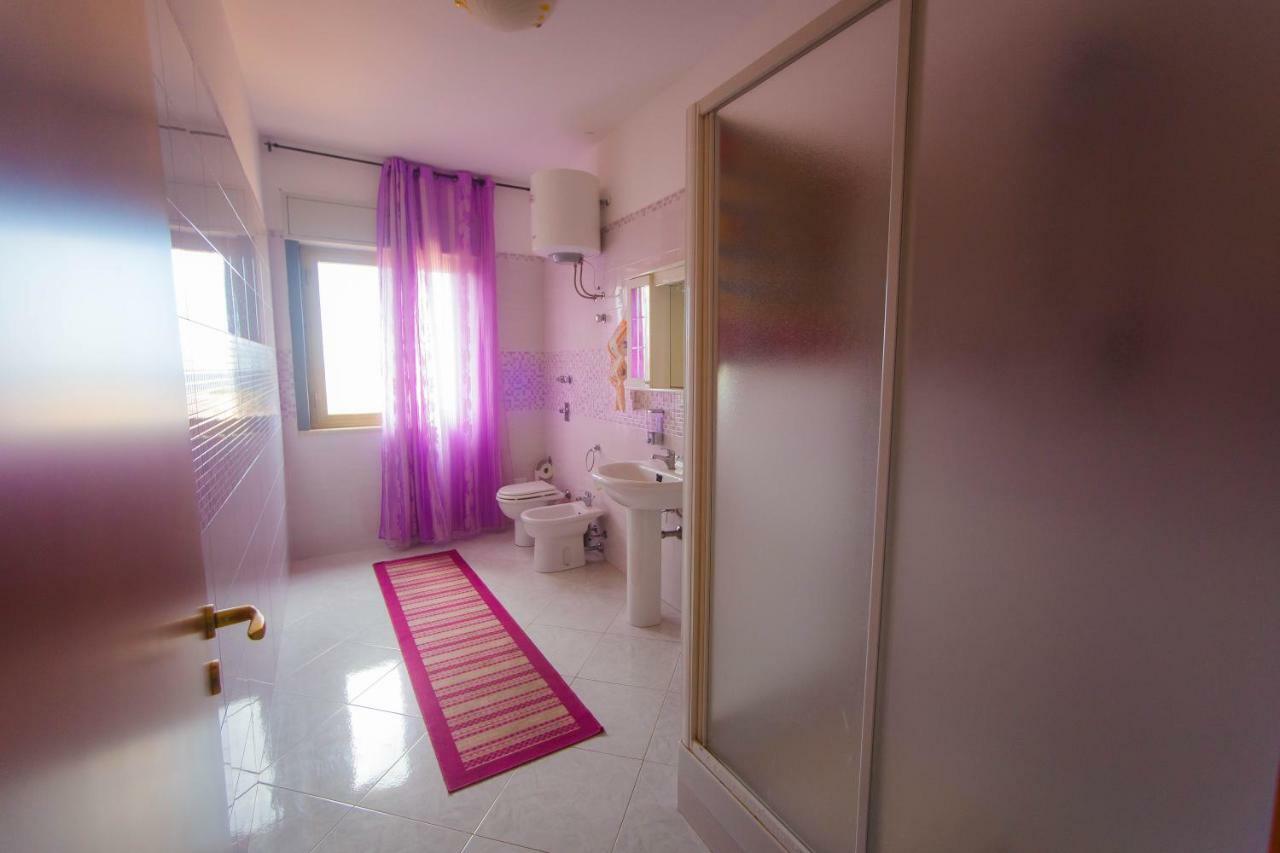 אפרטהוטל ולדריצ'ה Casa Vacanze L'Orizzonte מראה חיצוני תמונה