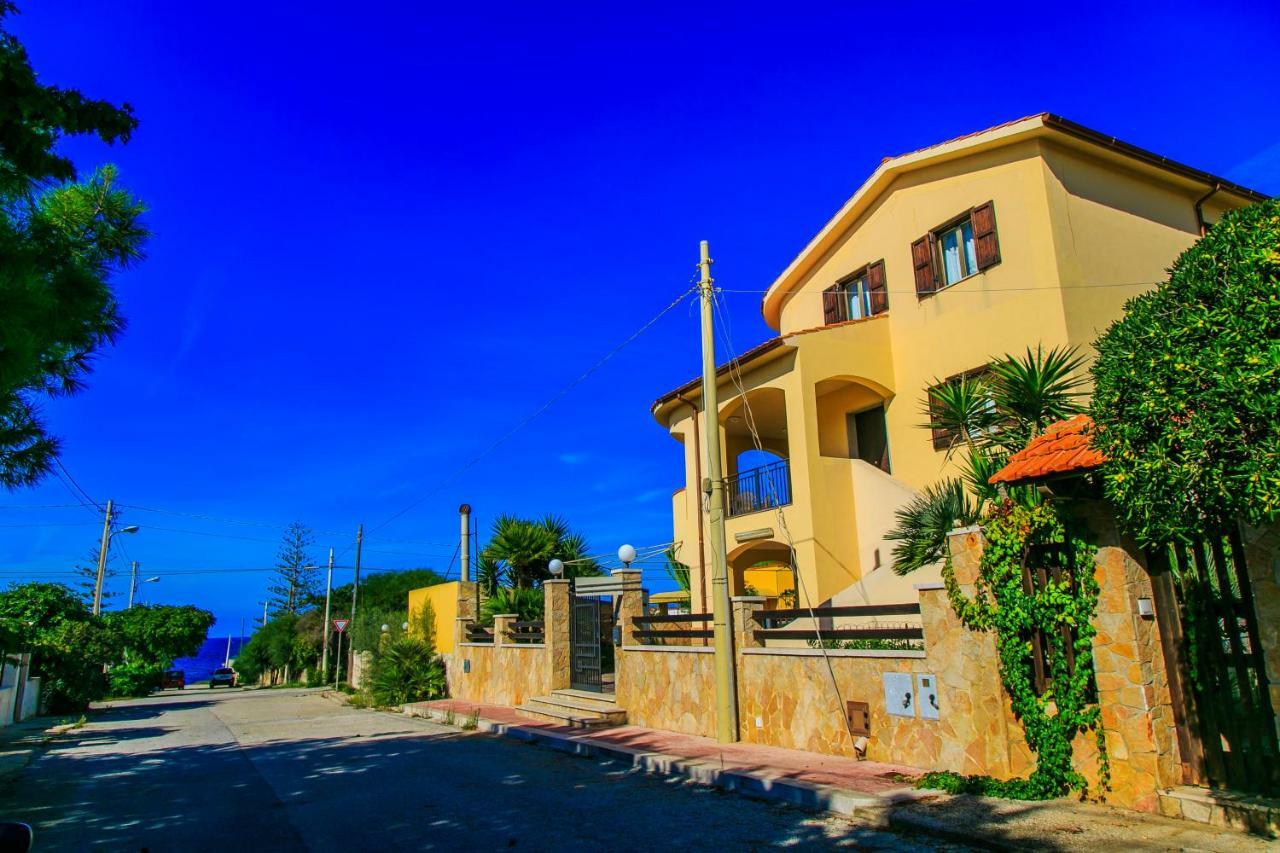 אפרטהוטל ולדריצ'ה Casa Vacanze L'Orizzonte מראה חיצוני תמונה