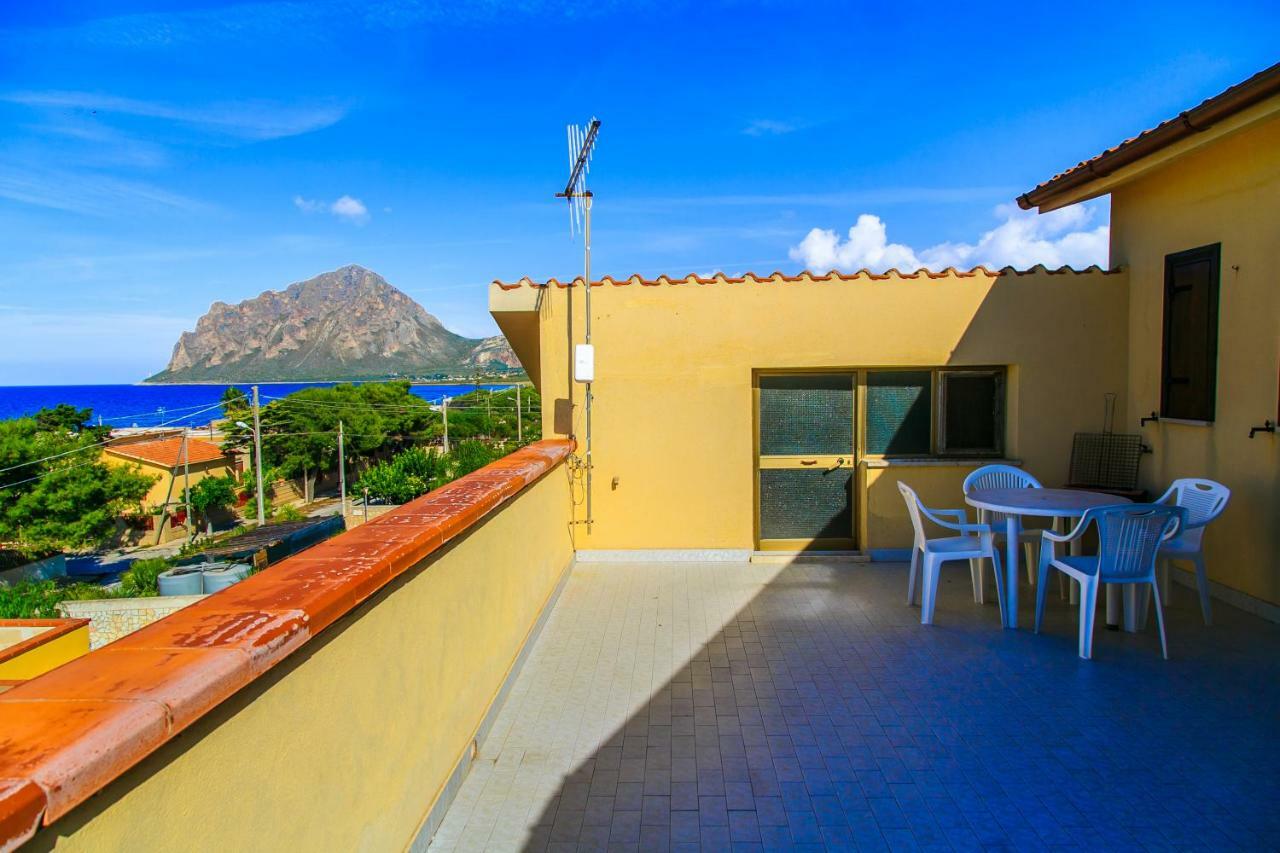 אפרטהוטל ולדריצ'ה Casa Vacanze L'Orizzonte מראה חיצוני תמונה
